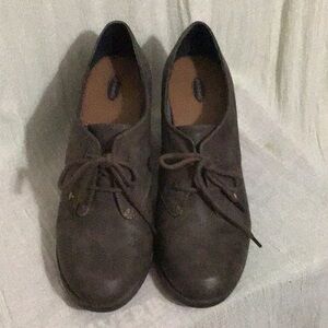 Oxford style shoe